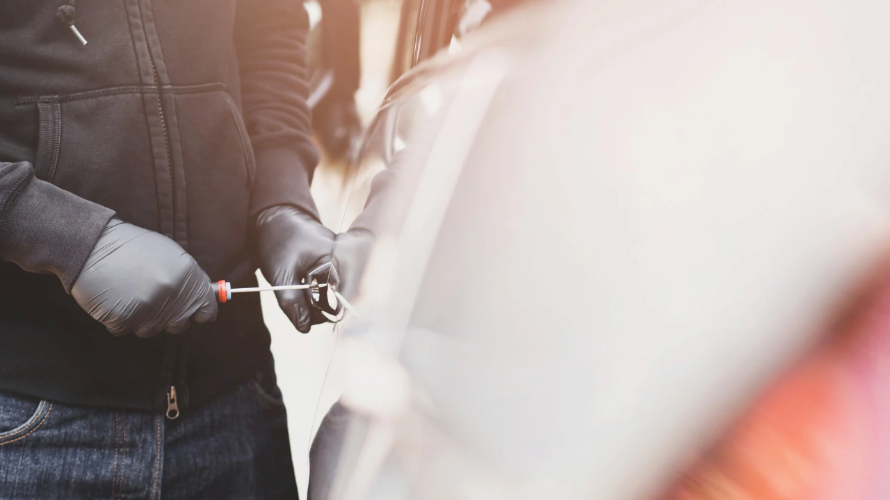 diefstal uit auto